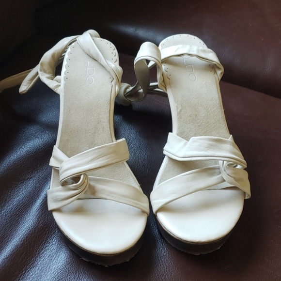 Aldo Wrap Around Wedges - Picture 1 of 4